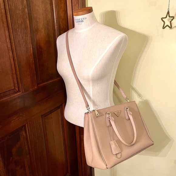 PRADA Cammeo Saffiano Lux Double Zip Medium Tote Bag - Picture 5 of 16